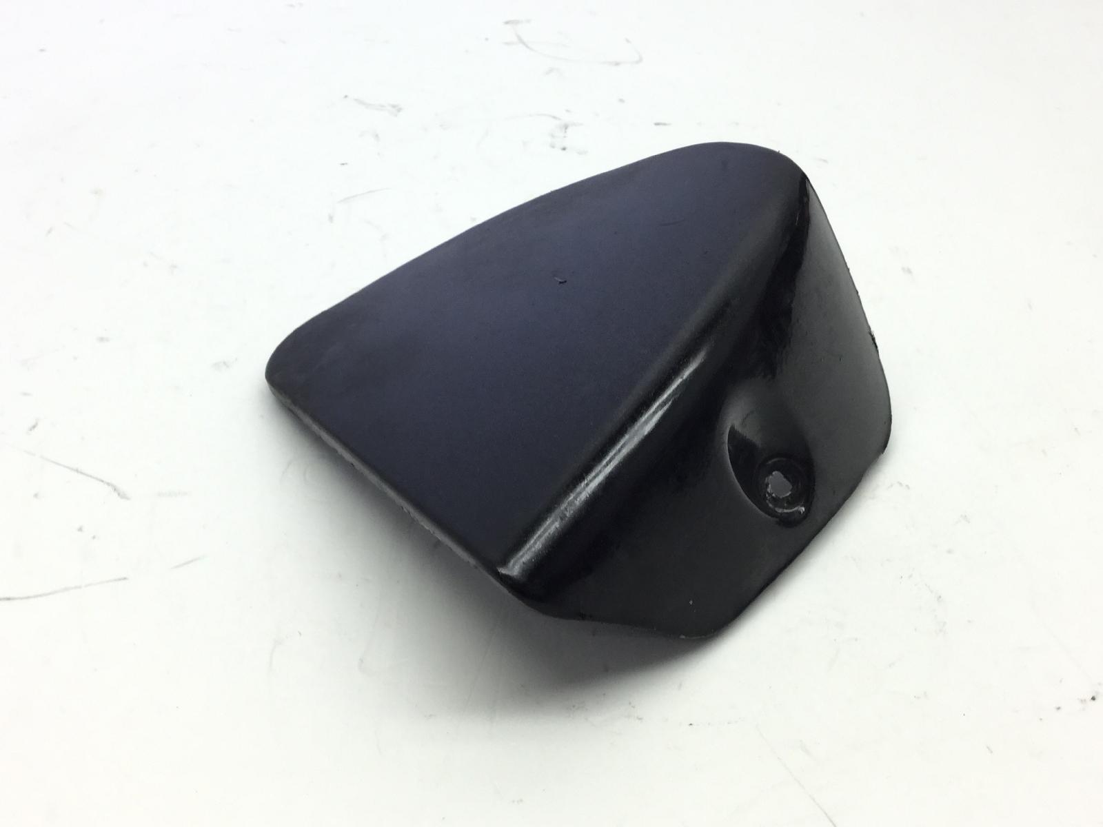 Piaggio beverly tourer 125 coperchio tappo carena controscudo retroscudo 2007 2010 m28901