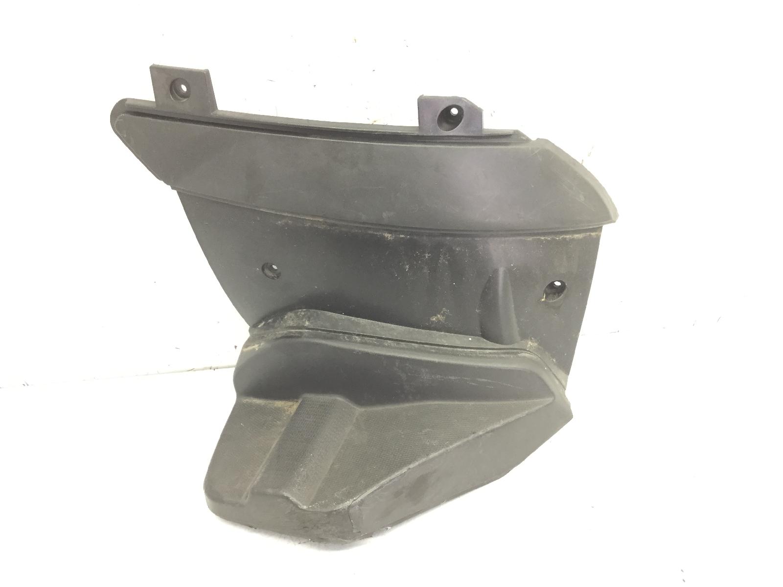 Piaggio typhoon 2t e2 50 carena pedana posteriore destra - attacco rotto 2010 2016 lbmc501