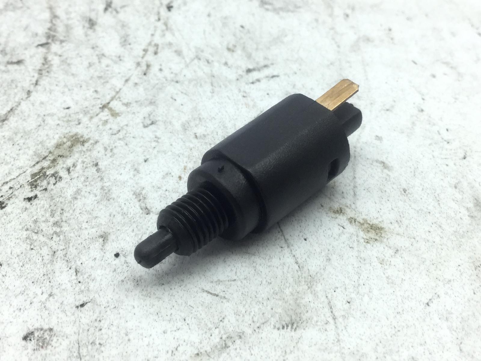 Piaggio hexagon gtx 180 sensore stop microstop freno posteriore sinistro 2000 2000 m2000001