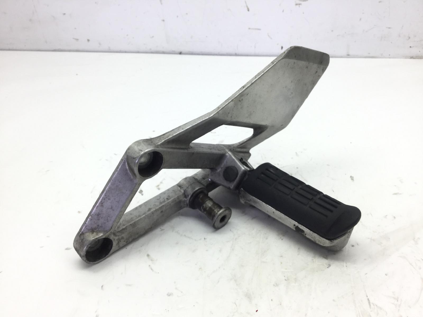 Honda cbr f 600 pedana poggiapiede anteriore sinistra 1995 1996 pc25