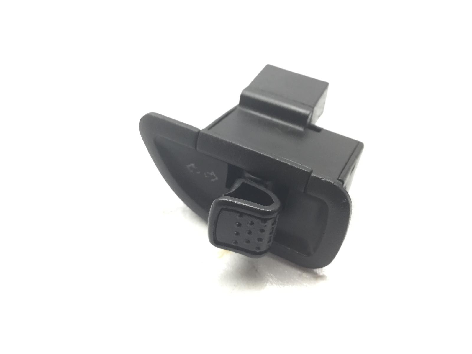 Piaggio liberty rst 125 tasto pulsante frecce lampeggiatori indicatori 2004 2005 m38100