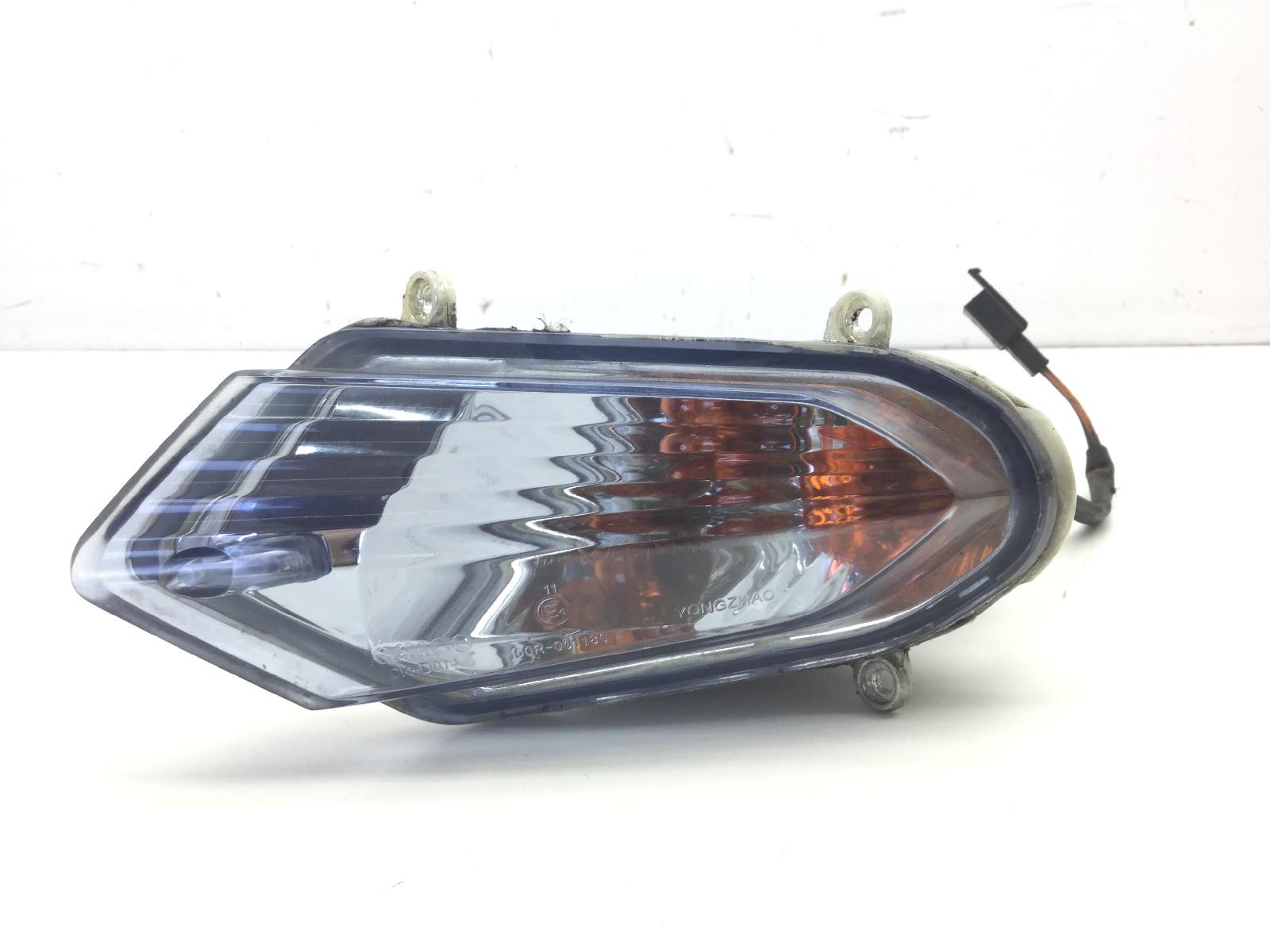Kymco agility 4t r16 50 freccia anteriore sinistra con attacco rotto 2012 2012 c10000