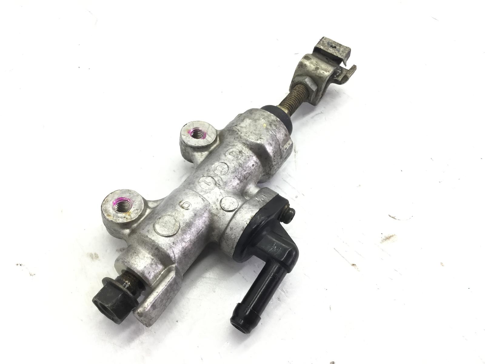 Honda cbr r 125 pompa freno posteriore 2004 2006 jc34a