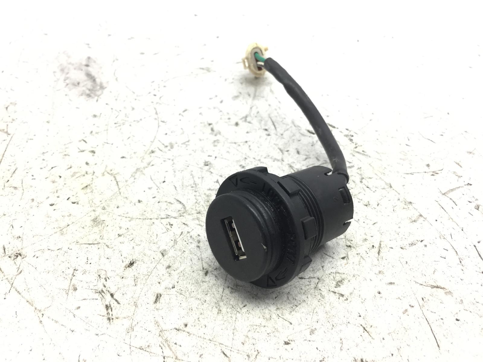 Sym symphony st e4 125 presa usb 2016 2016 lxmxba30i