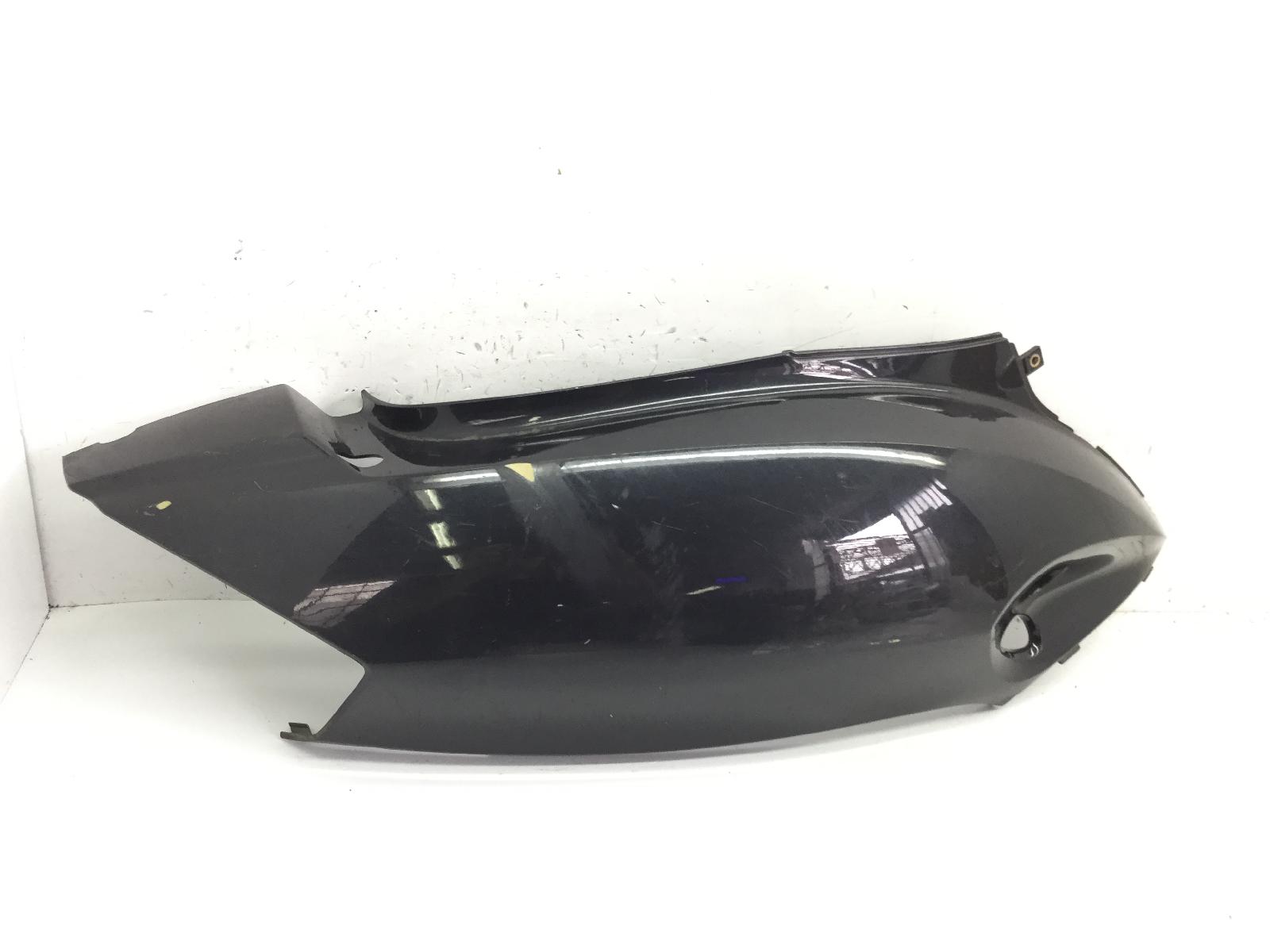 Kymco vitality 4t 50 carena fiancata posteriore destra - attacco rotto 2004 2004 u31000
