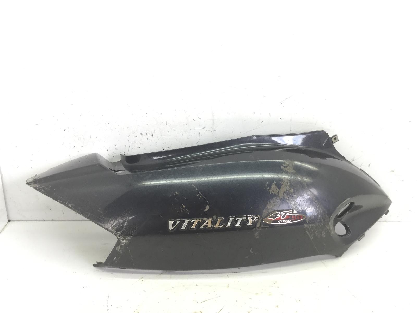 Kymco vitality 4t 50 carena fiancata posteriore destra - 2 crepe 2004 2004 u31000