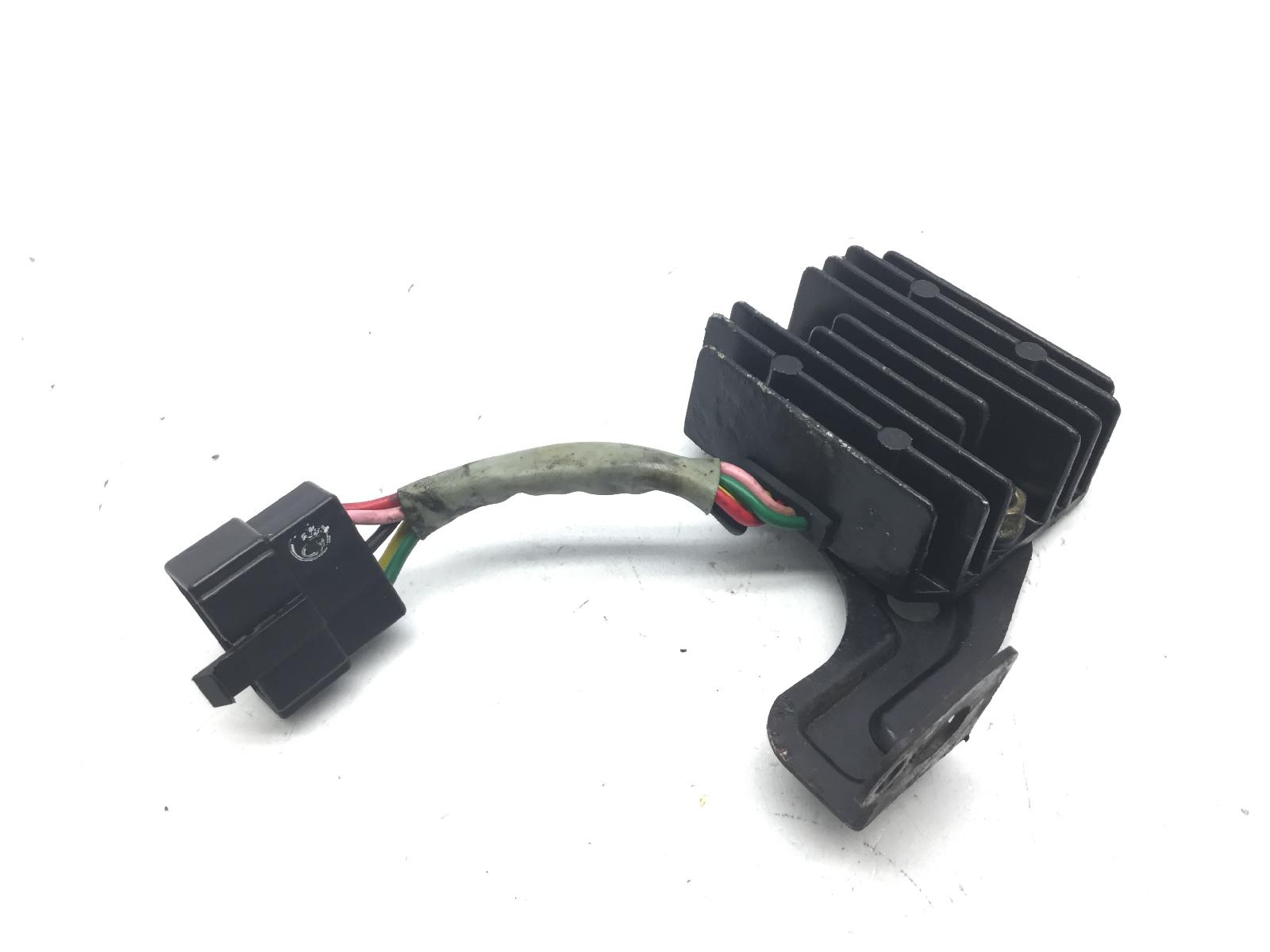 Kymco agility r16 125 regolatore di tensione corrente con staffa 2008 2008 c20000