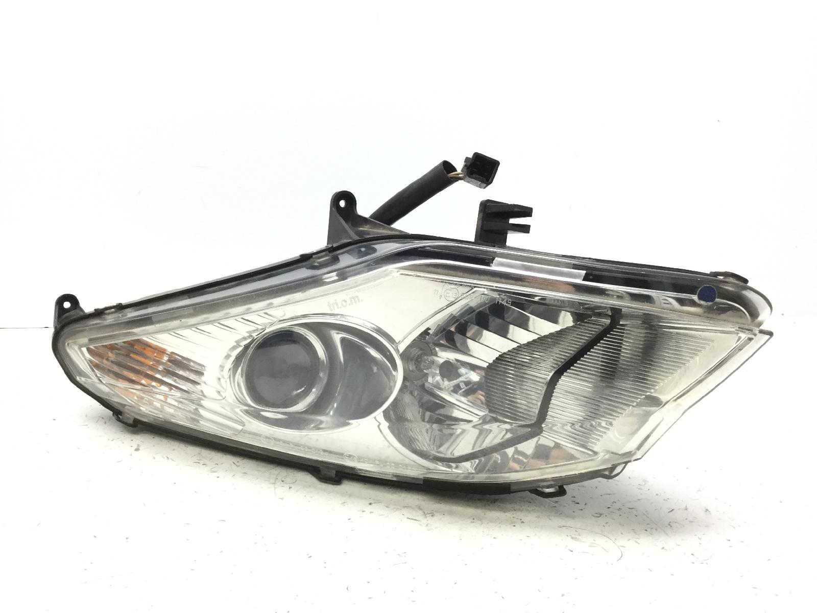 Peugeot satelis 250 faro fanale freccia anteriore destra 2009 2009 vgaj2adaa