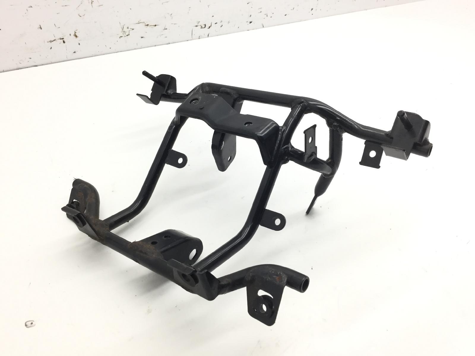 Suzuki sixteen 150 telaio telaietto supporto scudo anteriore 2011 2011 cp111