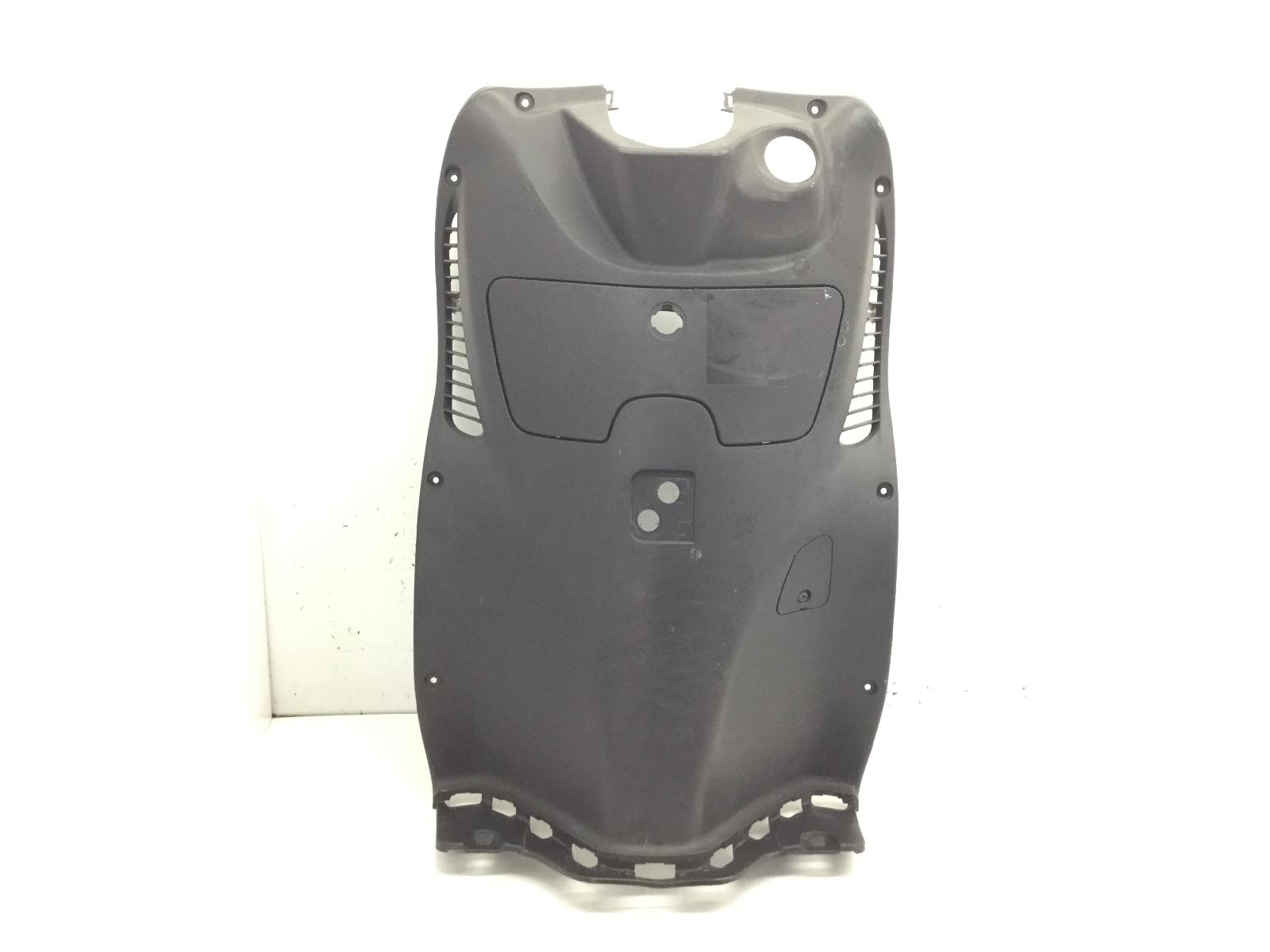 Suzuki sixteen 150 carena controscudo retroscudo e sportello 2011 2011 cp111