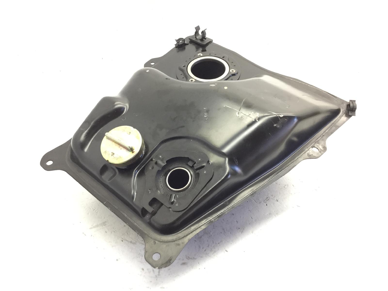 Kymco people gti 300 serbatoio benzina carburante piccole tracce di ruggine 2014 2014 v40020
