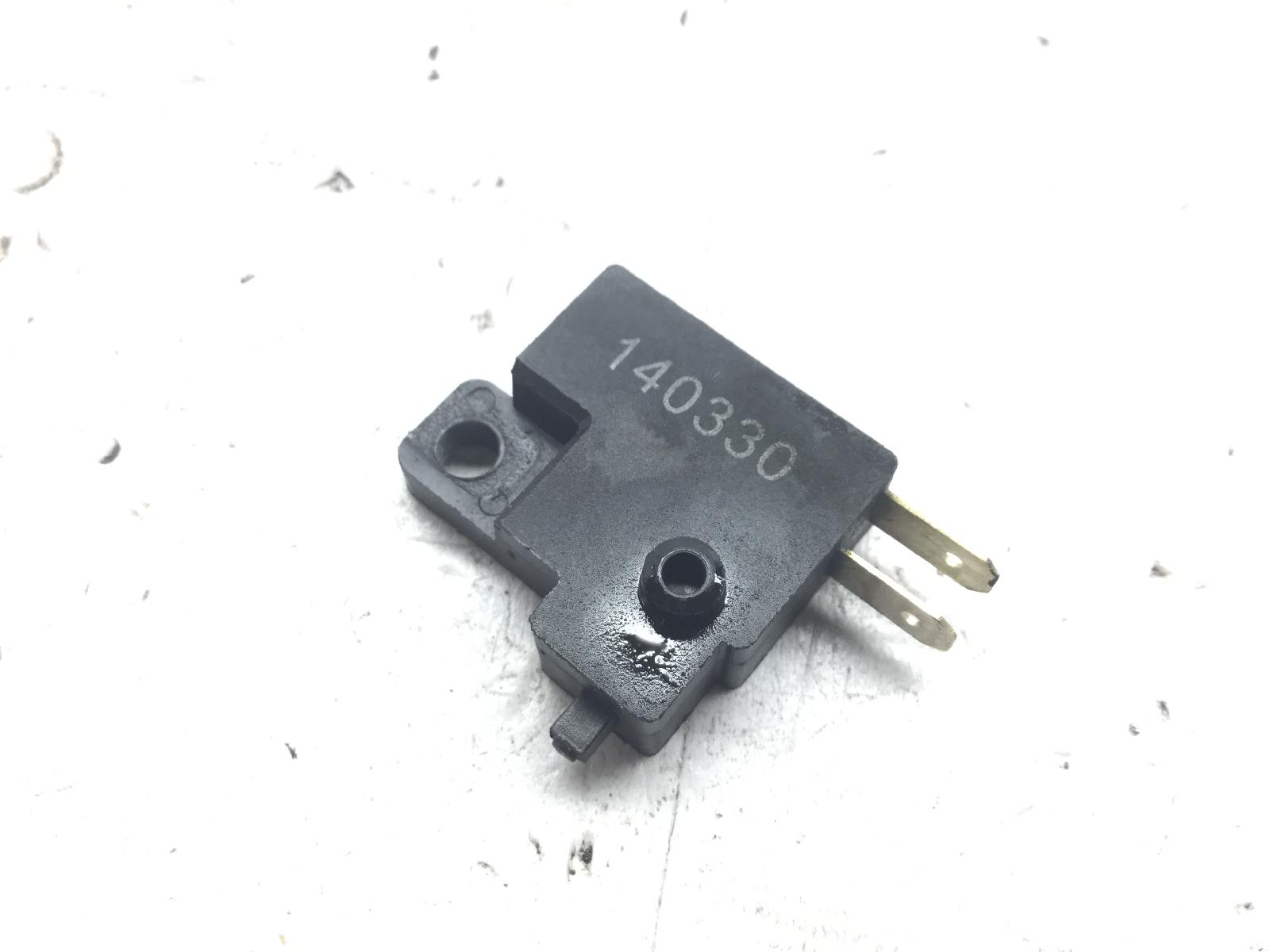 Kymco people gti 300 sensore microstop pompa freno anteriore destra 2014 2014 v40020