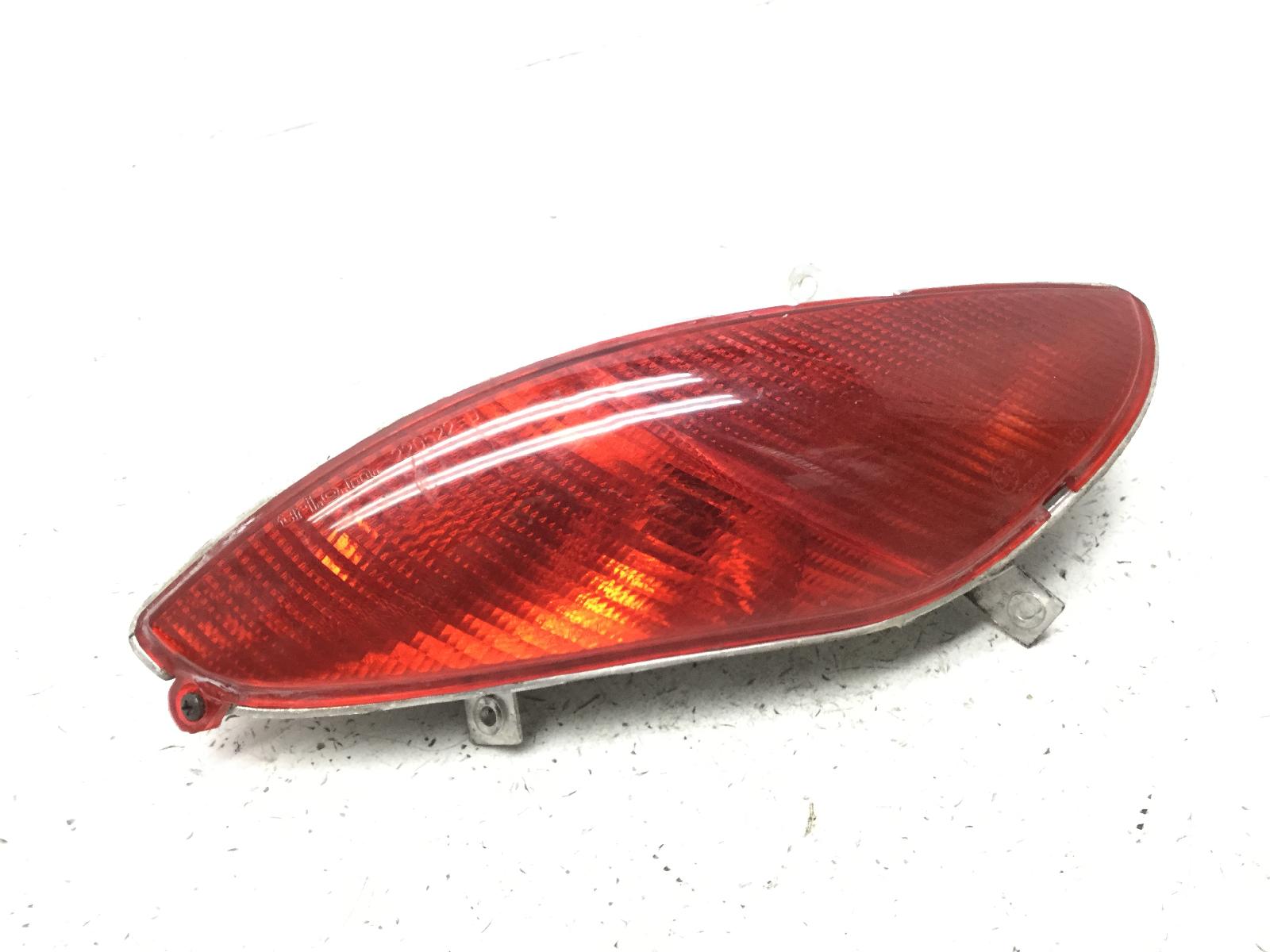 Malaguti madison r 180 faro fanale freccia posteriore destra 2001 2002 630000
