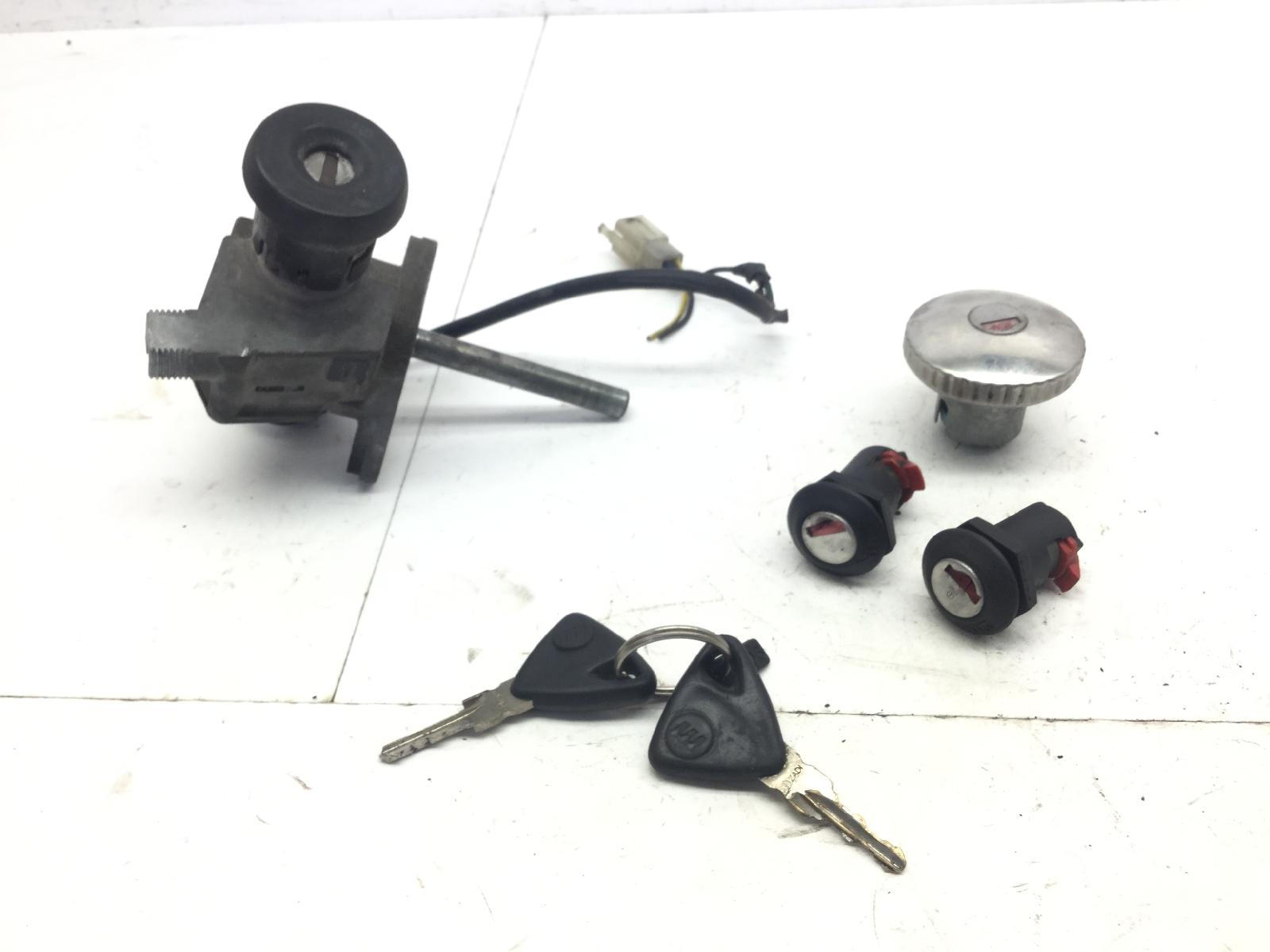 Malaguti madison r 180 blocchetto accensione serrature e chiavi 2001 2002 630000