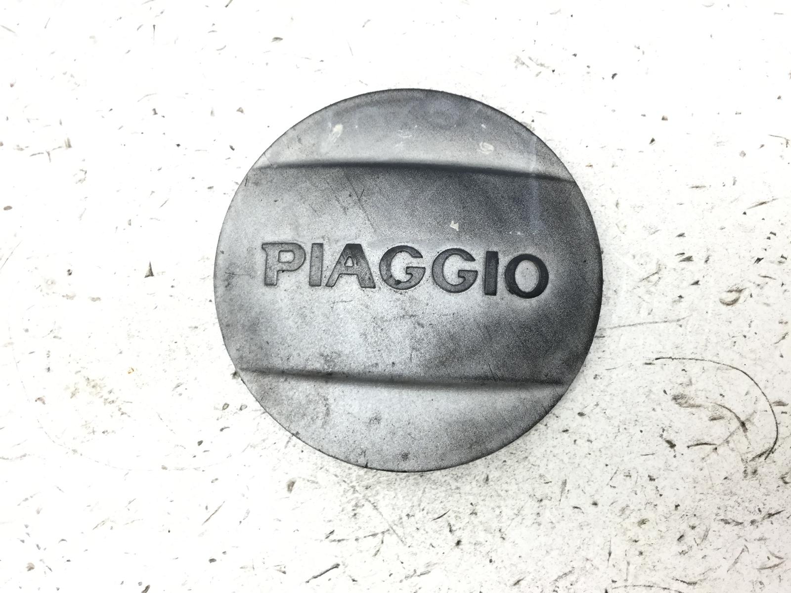Piaggio super hexagon gtx 4t 125 tappo logo carter strasmissione 2001 2002 m2000002