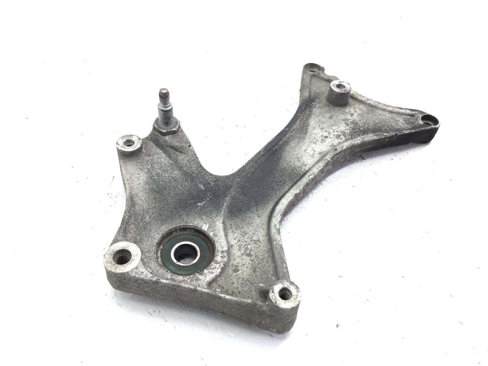 Piaggio super hexagon gtx 4t 125 staffa supporto scarico marmitta 2001 2002 m2000002