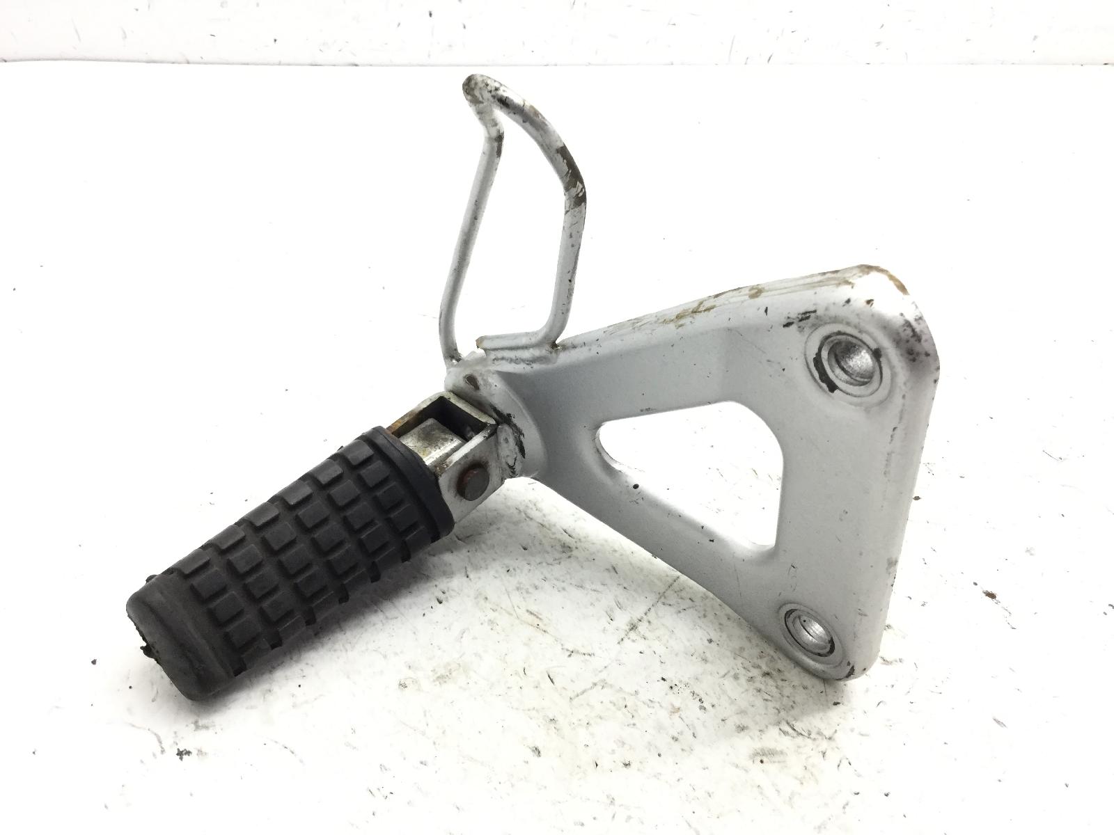 Kawasaki kl r a1 a3 650 pedana posteriore poggiapiede destra e supporto 1987 1989 kl650a