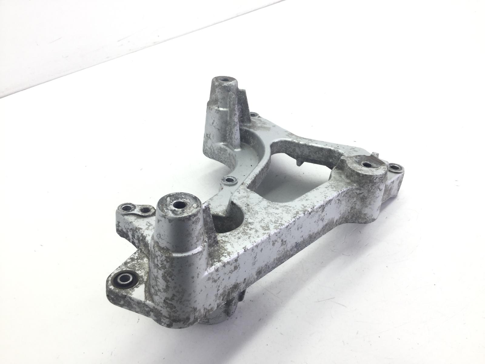 Sym joymax i 300 staffa supporto scarico marmitta 2010 2010 rfglm30wybs