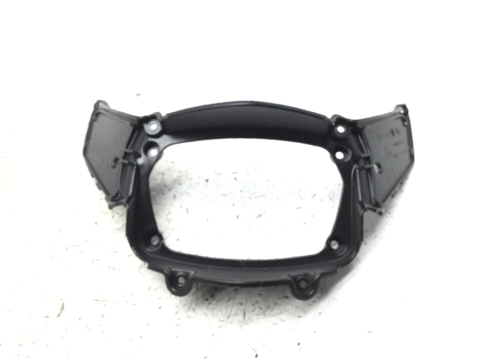 Hm crm derapage 50 carena supporto faro fanale anteriore 2011 2013