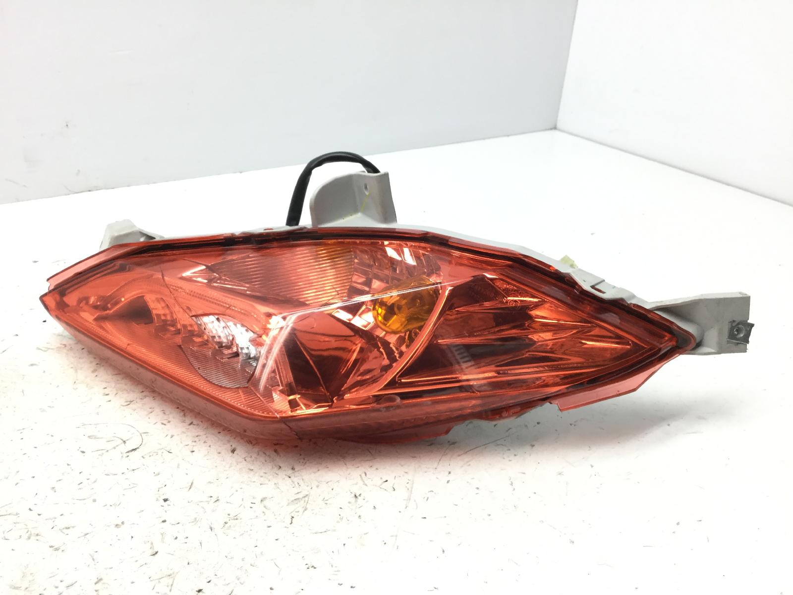 Yamaha x-max 300 faro fanale freccia posteriore sinistra gemma rotta 2018 2018 sh131