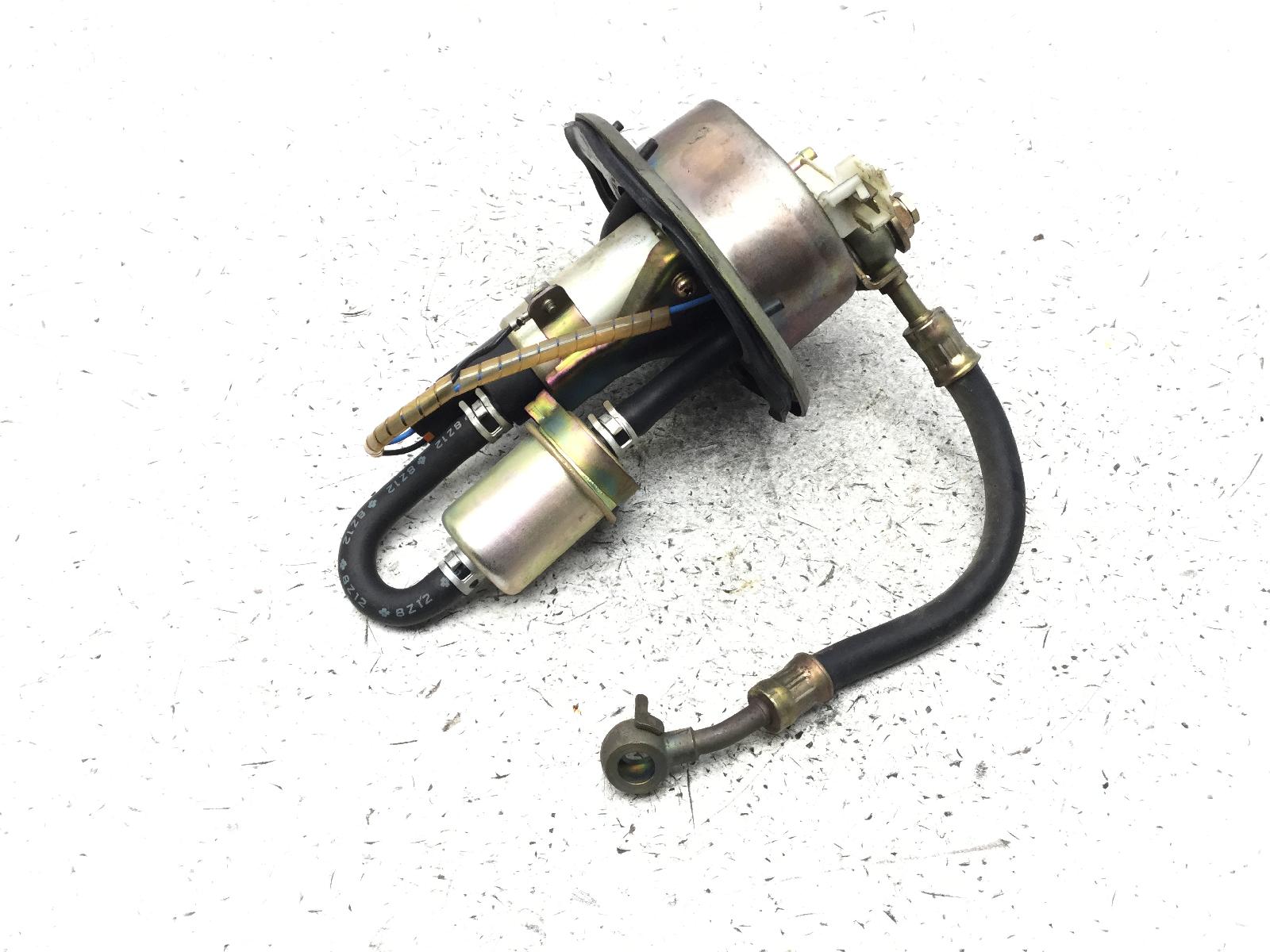 Honda cbr xx 1100 pompa benzina con spinotto rotto e tubo benzina 2001 2006 jh2sc35a3xm
