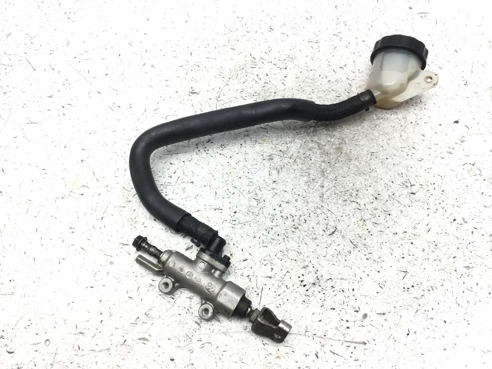 Honda cbr xx 1100 pompa freno posteriore con vaschetta olio 2001 2006 jh2sc35a3xm