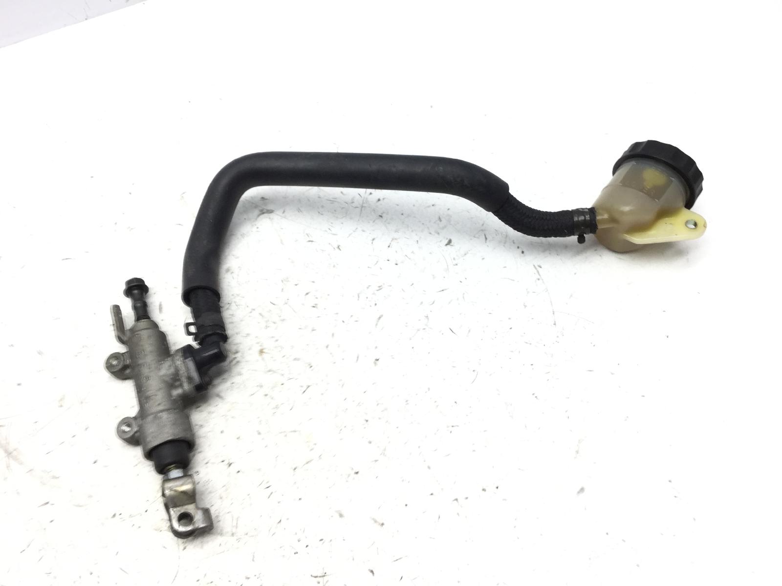 Honda cbr xx 1100 pompa freno posteriore e vaschetta serbatoio olio 2001 2006 jh2sc35ax3m