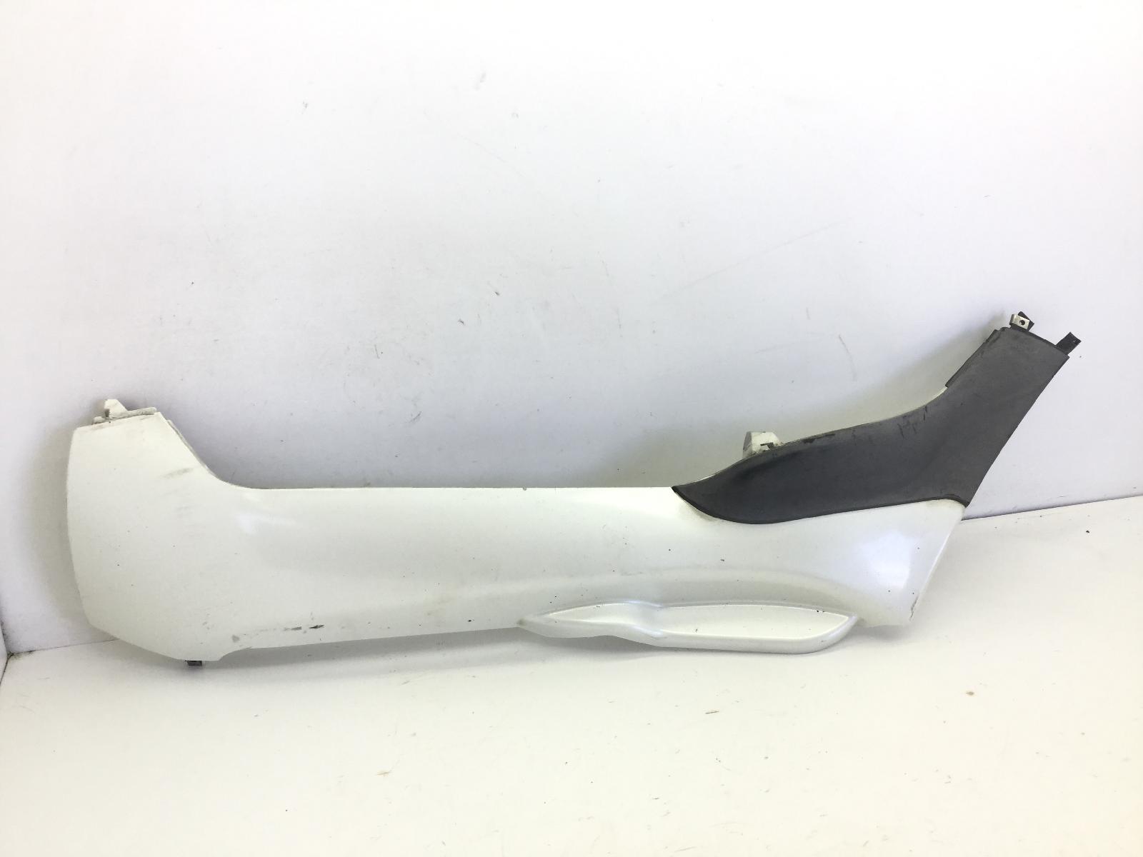 Piaggio mp3 ibrido 125 carena sottopavimento sottopedana sinistra 2009 2010 m65100