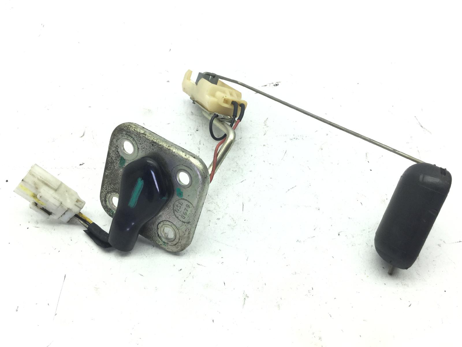 Piaggio mp3 ibrido 125 galleggiante sonda livello benzina carburante 2009 2010 m65100