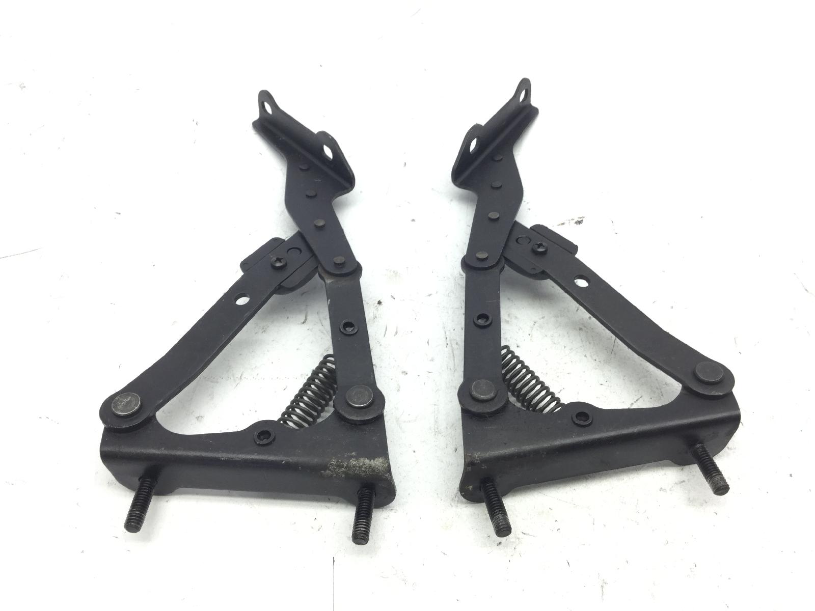 Piaggio mp3 ibrido 125 coppia cerniere vano posteriore 2009 2010 m65100