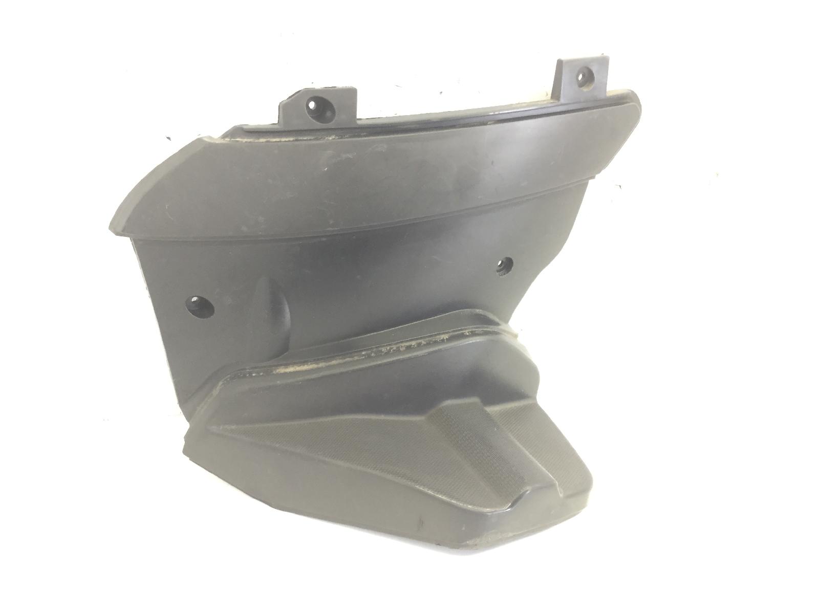 Aprilia sportcity one 125 carena pedana posteriore sinistra - attacco rotto 2008 2011 sg000