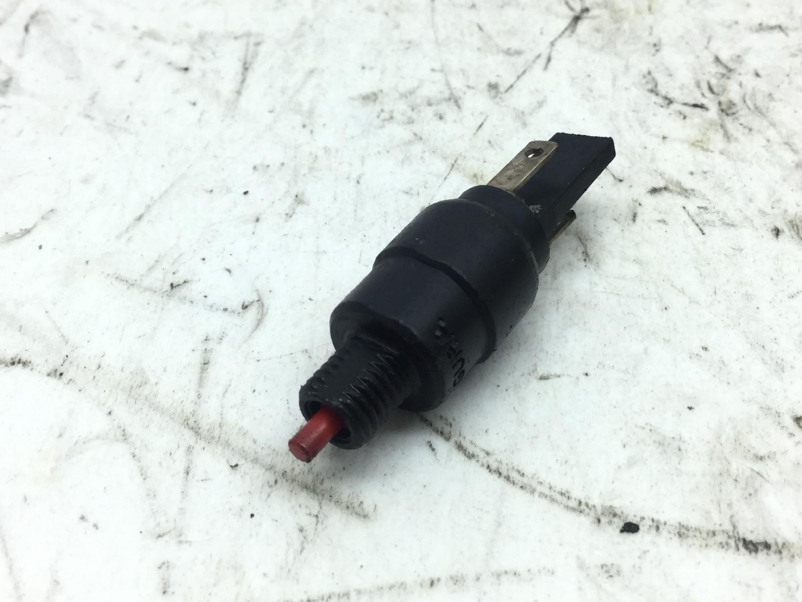 Piaggio mp3 ie lt touring 300 sensore stop microstop freno anteriore destro 2011 2013 m64102