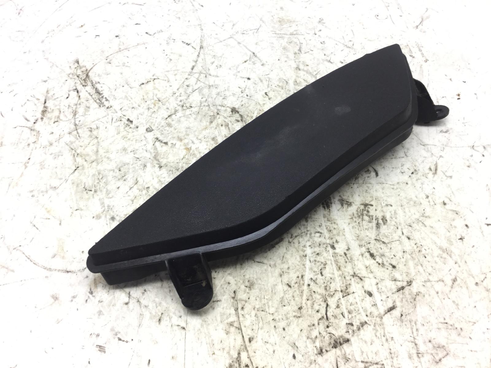 Piaggio mp3 ie lt touring 300 coperchio tappo freccia anteriore sinistro 2011 2013 m64102