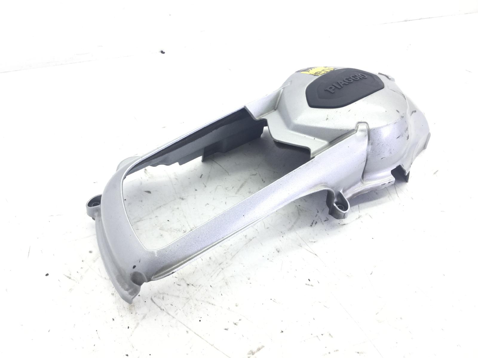 Piaggio mp3 ie lt touring 300 coperchio carter trasmissione in plastica 2011 2013 m64102