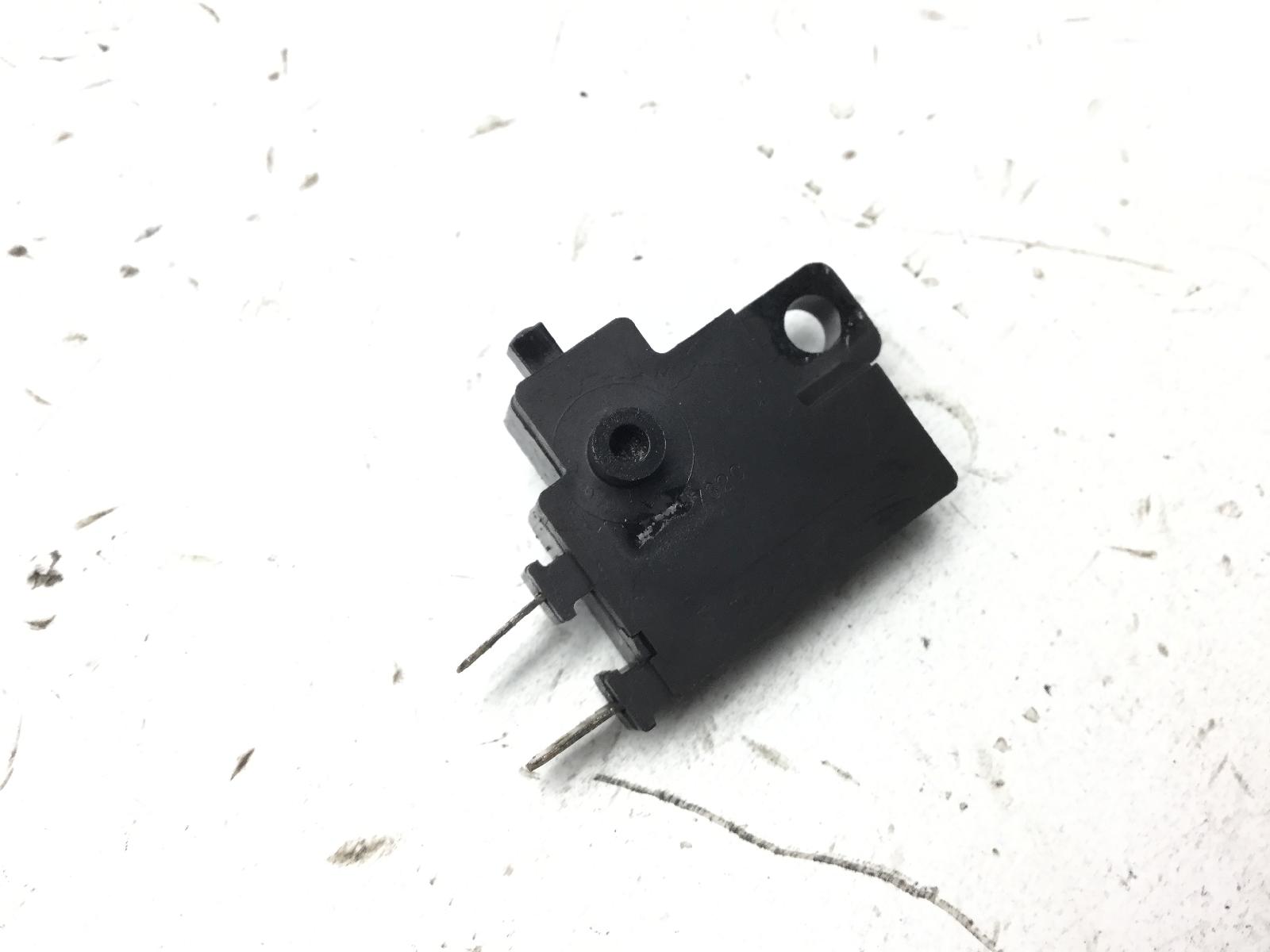 Yamaha ybr 250 sensore pulsante stop microstop freno anteriore 2007 2011 rg021