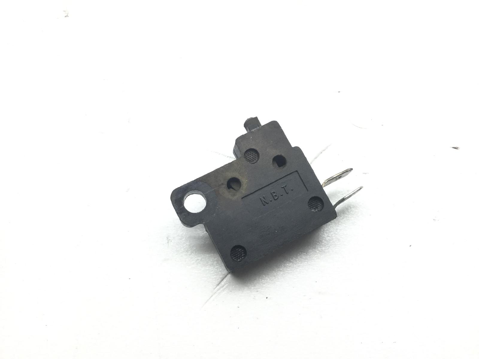 Honda dylan 150 sensore micro stop pompa freno anteriore destra 2002 2006 zdckf05a04f