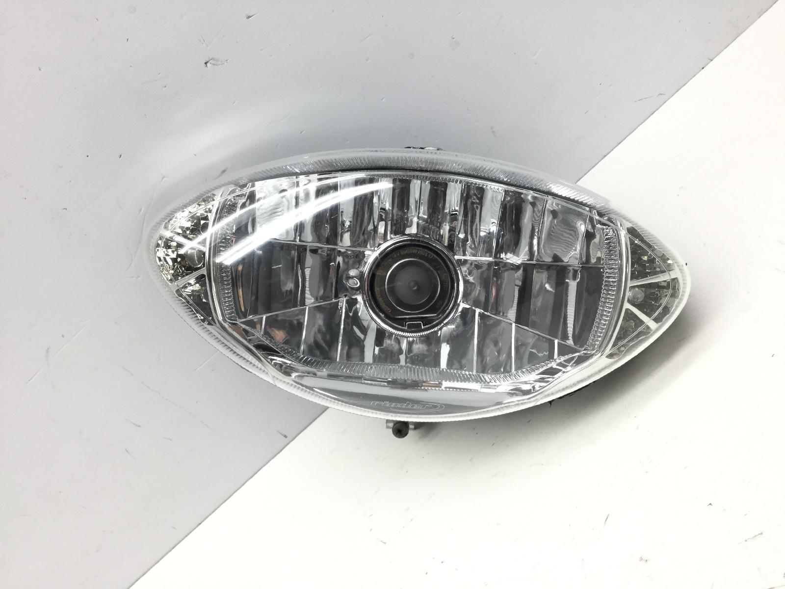 Aprilia scarabeo 4t 4v 50 faro fanale anteriore con rottura 2014 2017 tgg00