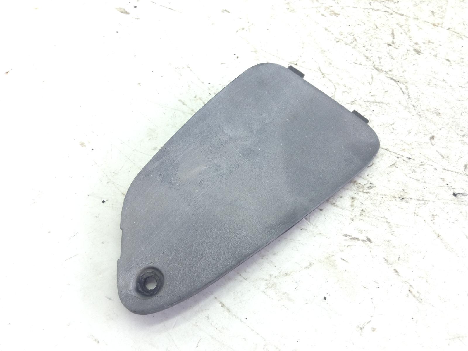 Piaggio beverly 125 tappo coperchio ispezione pedana sinistro 2005 2007 m28400
