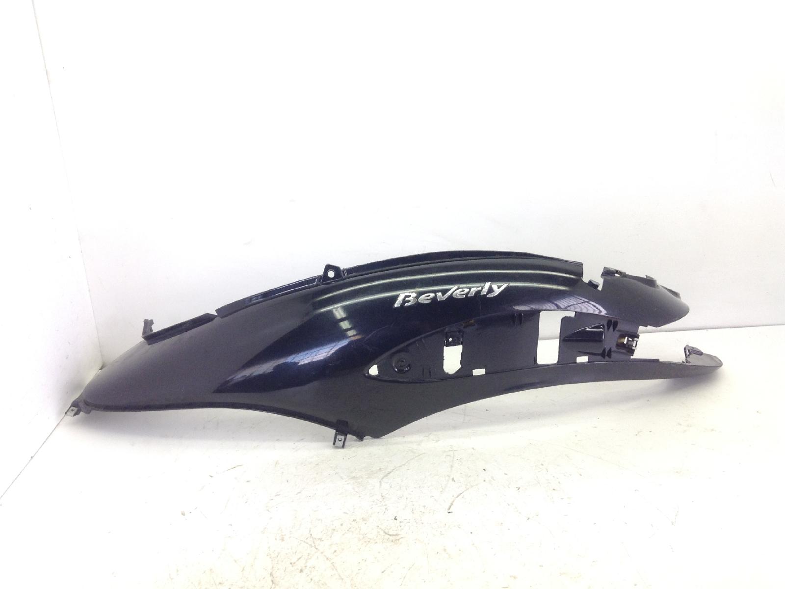 Piaggio beverly 125 carena fiancata posteriore sinistra 2005 2007 m28400