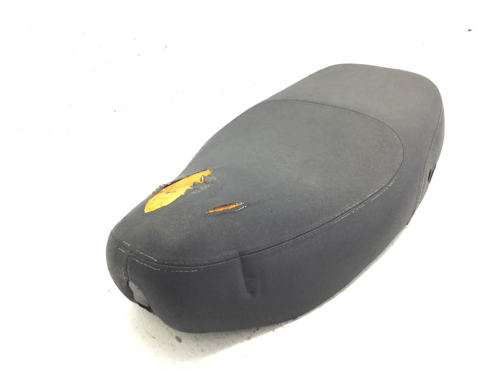 Piaggio vespa lx e3 125 sella saddle - fodera strappata 2006 2008 m44300