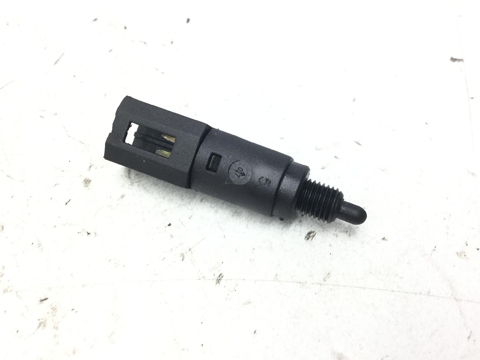 Piaggio vespa lx e3 125 sensore pulsante stop microstop freno posteriore 2006 2008 m44300