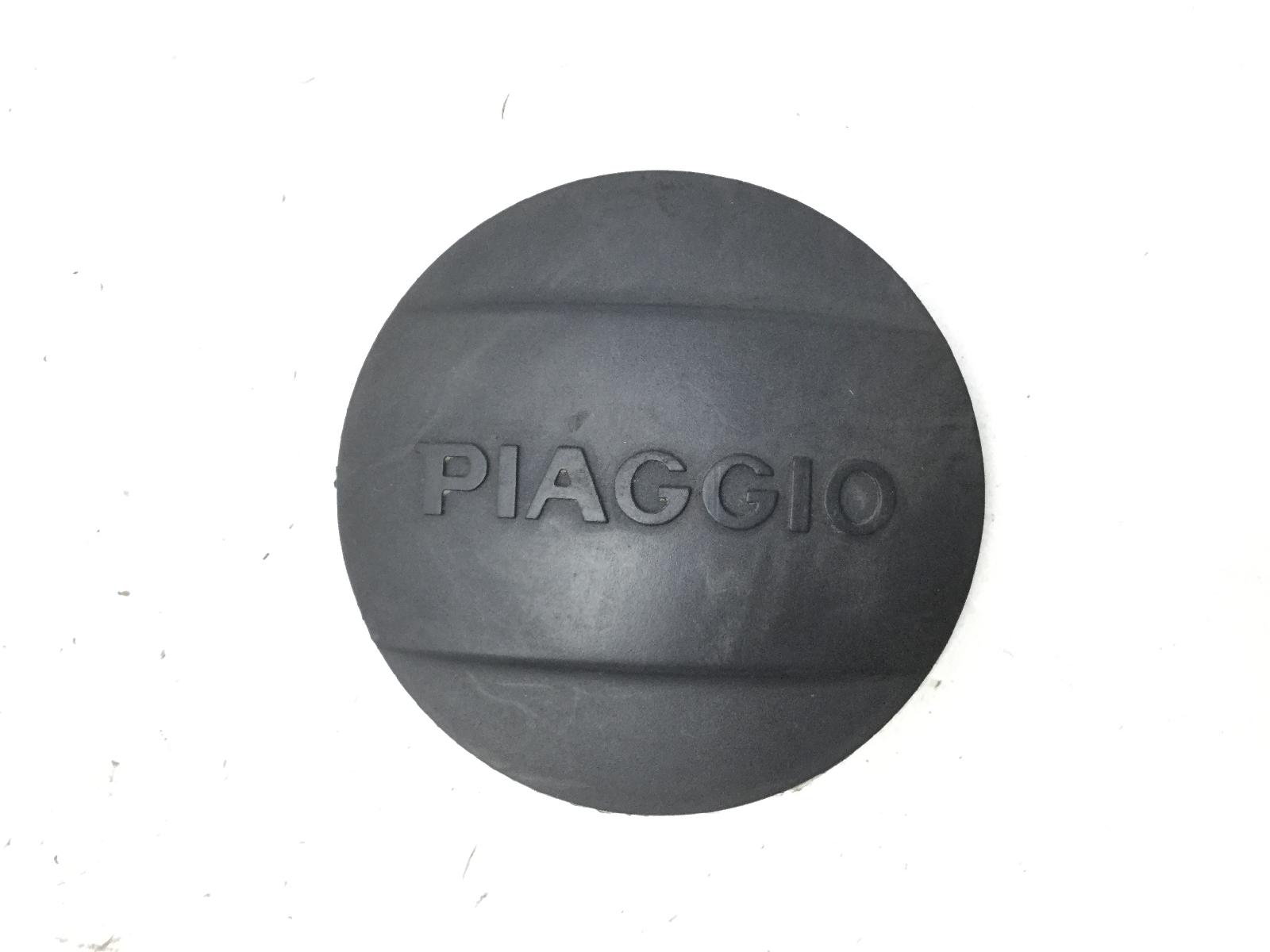 Piaggio vespa lx e3 125 tappo logo carter trasmissione 2006 2008 m44300