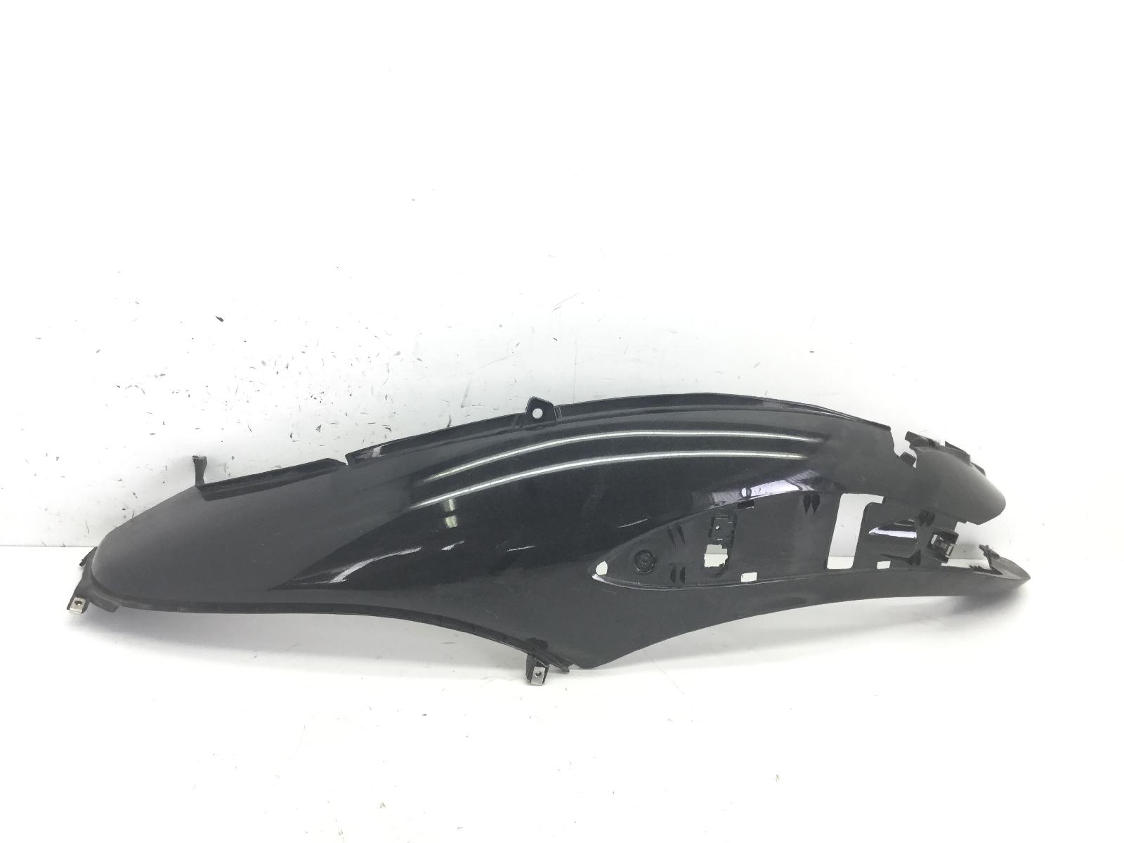 Piaggio beverly 250 carena fiancata posteriore sinistra 2005 2007 m28500