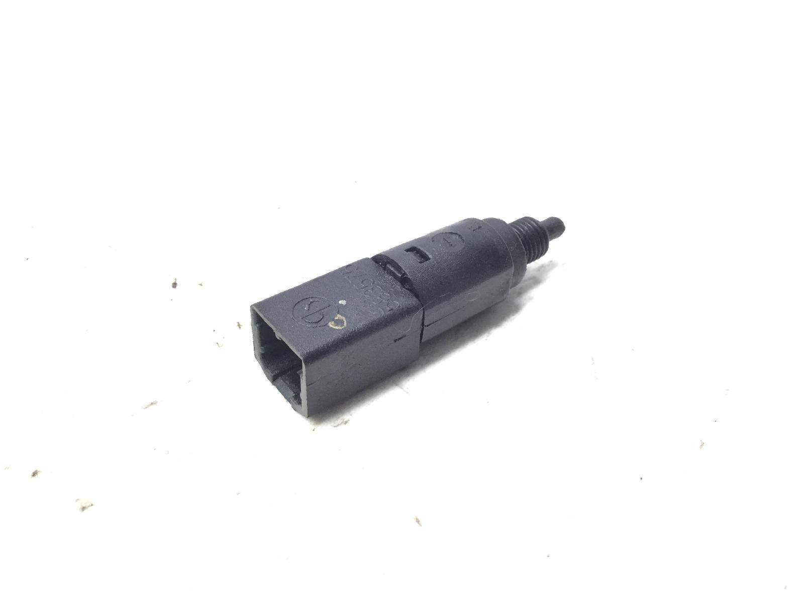 Piaggio beverly 250 sensore stop microstop freno anteriore destro 2005 2007 m28500