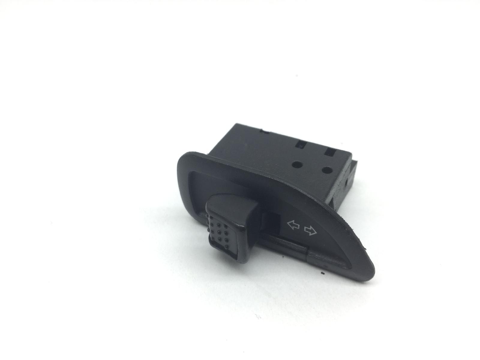 Piaggio liberty rst ptt 125 tasto pulsante frecce lampeggiatori indicatori 2005 2011 m38103