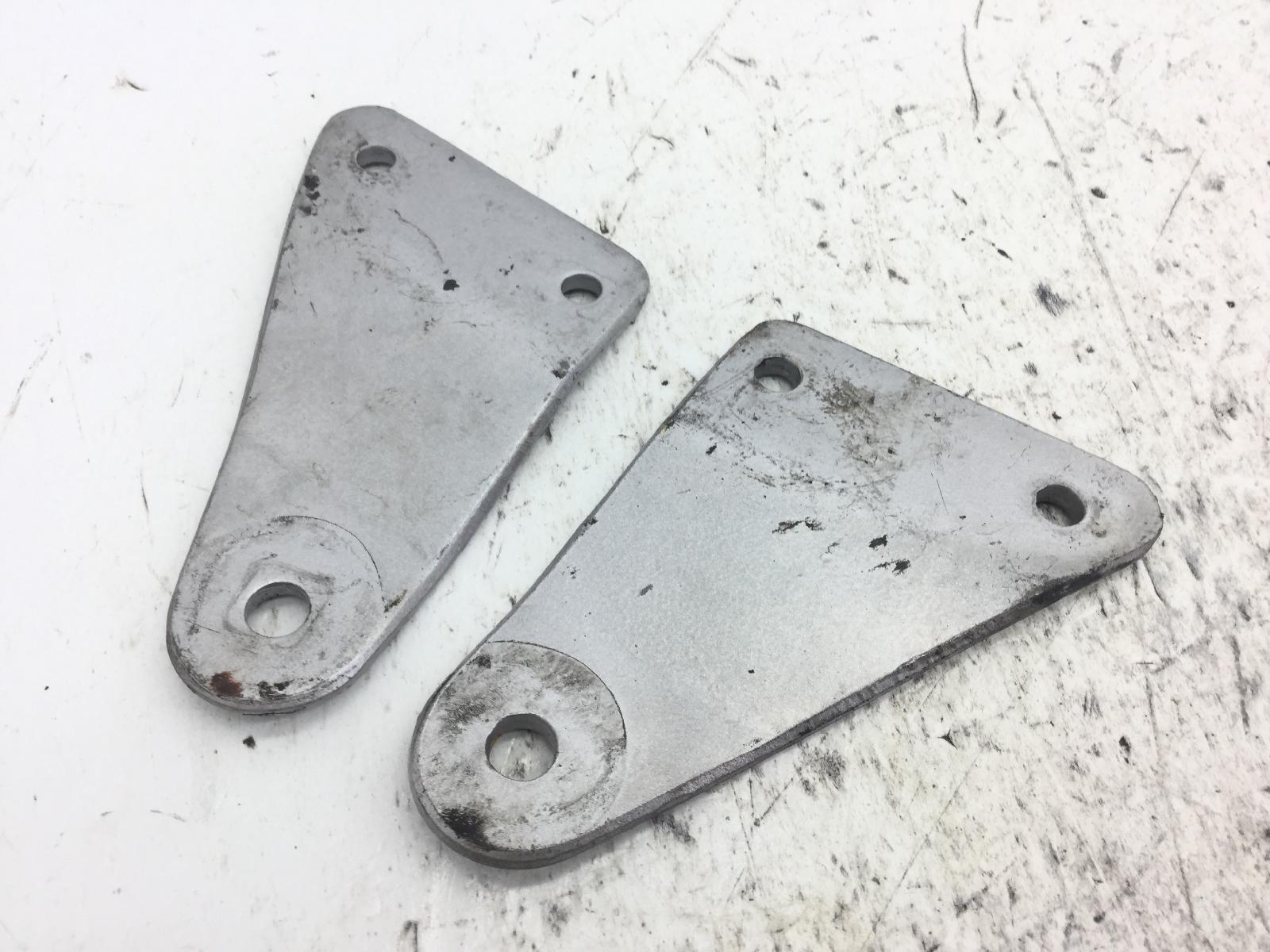 Suzuki gs 500 coppia staffe supporto carena faro fanale anteriore 2003 2006 bk211