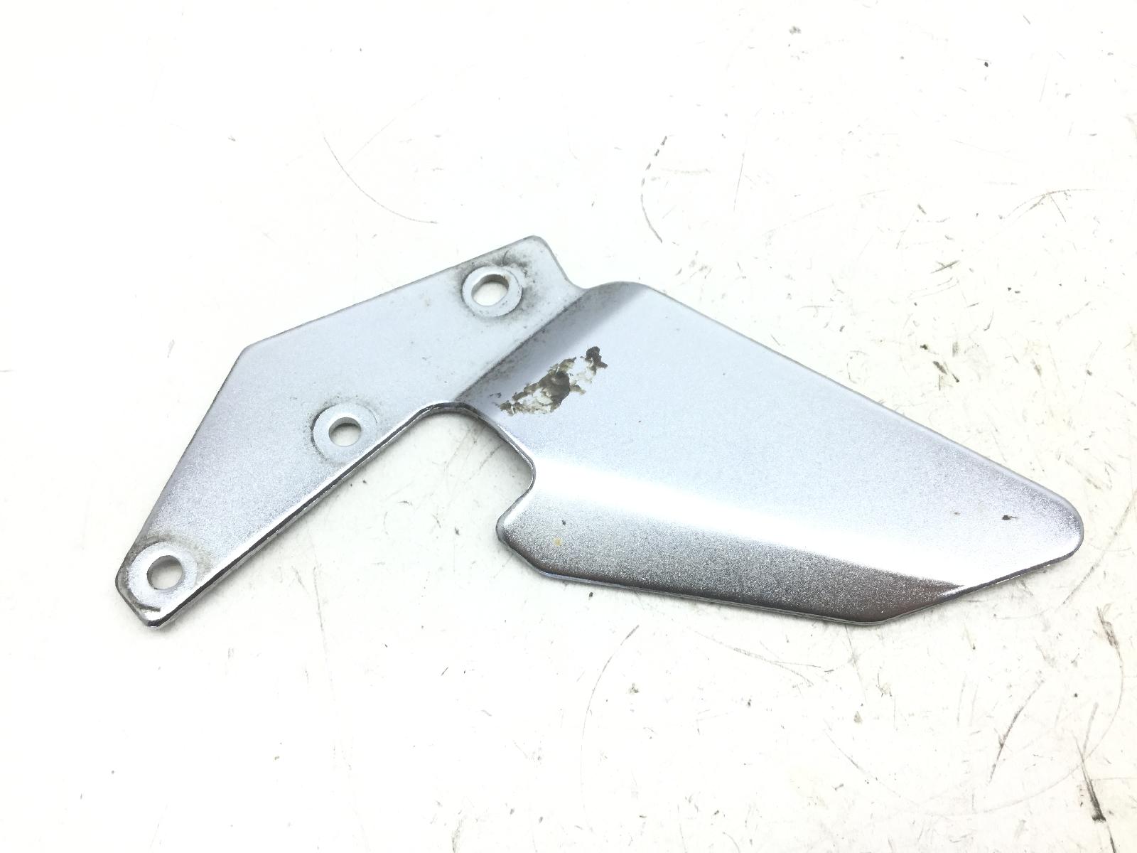 Suzuki gs 500 battitacco protezione piede pedana anteriore destra 2003 2006 bk111