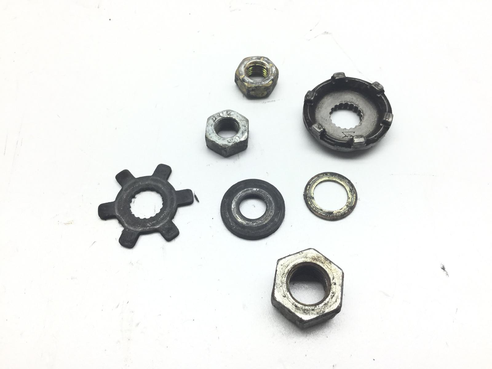 Malaguti f15 lc euro 2 50 kit dadi accessori trasmissione puleggie 2004 2005 44000044