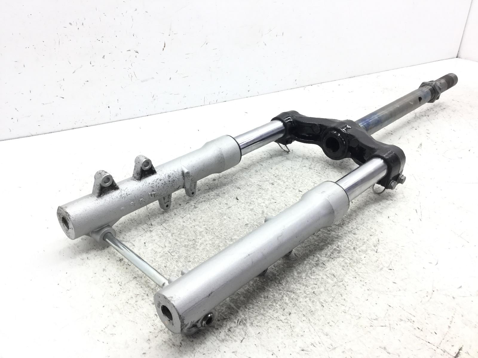 Aprilia leonardo st 125 forcella con punti di ruggine su steli 2001 2004 tb000