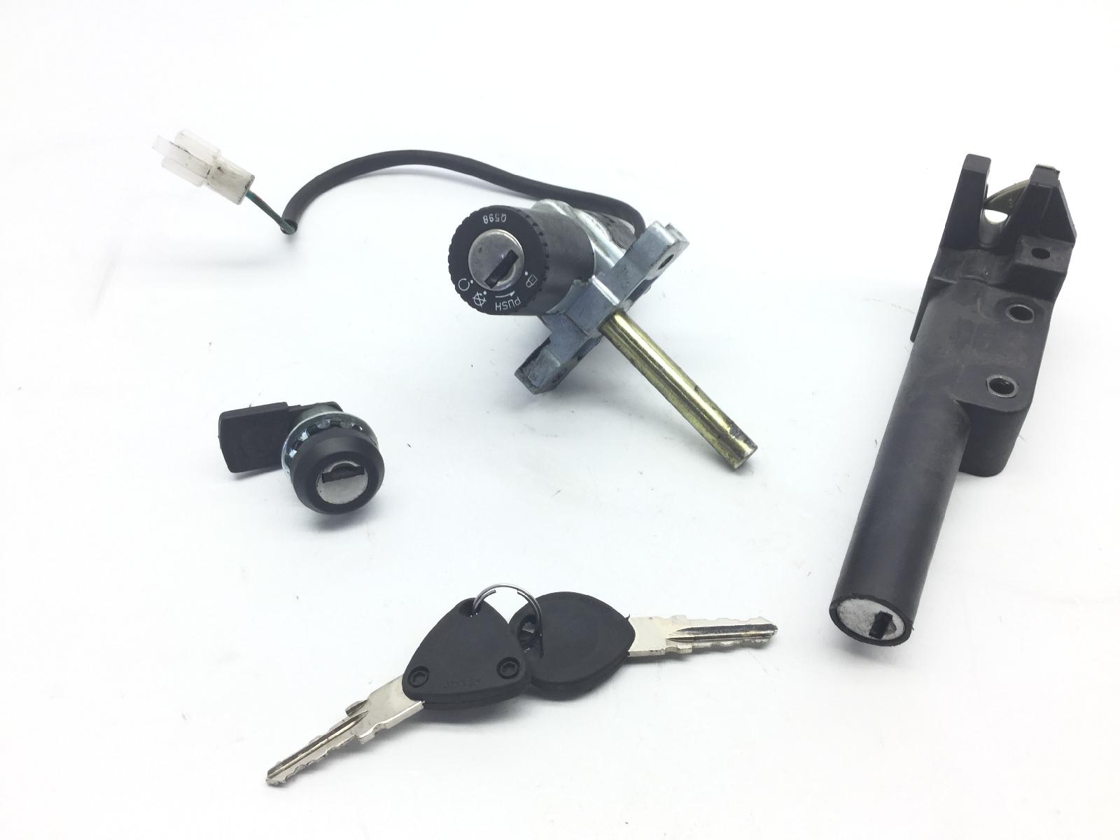 Aprilia leonardo st 125 blocchetto accensione con serrature e chiavi 2001 2004 tb000